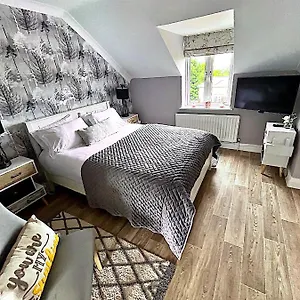 Hightree House Homestay Cork